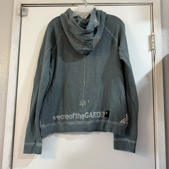 Free city We are All broken Hearted Gray Distressed Studded Hoodie Pullover L - Picture 2 of 10